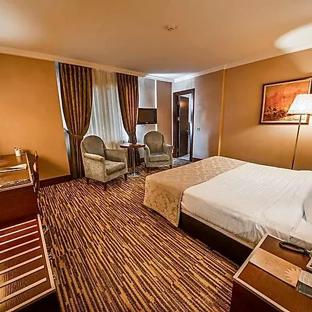Hotel Serhat *